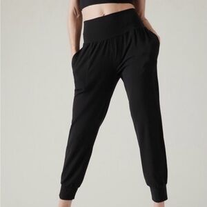 Athleta Salutation Fleece Lined Black Joggers